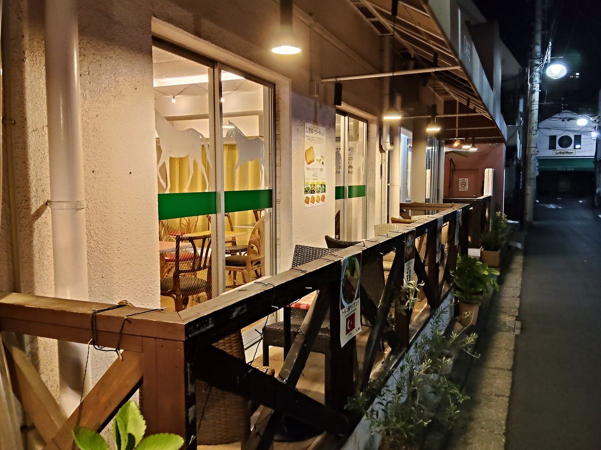 深夜2時20分、サクラカフェを出たあとの暗い路地。