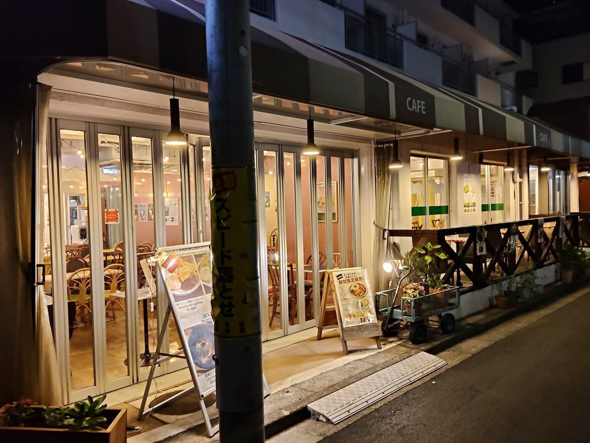 サクラカフェ＆レストラン日暮里の外観